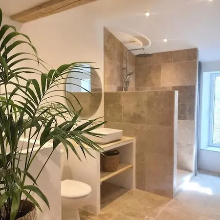 Apartment Le Clos Du Rempart - 2 A 4 Pers. Saint-Restitut